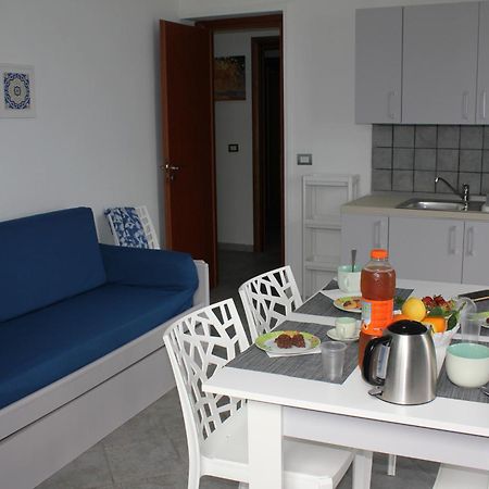 Villa Anita Apartments 카포오를란도 외부 사진